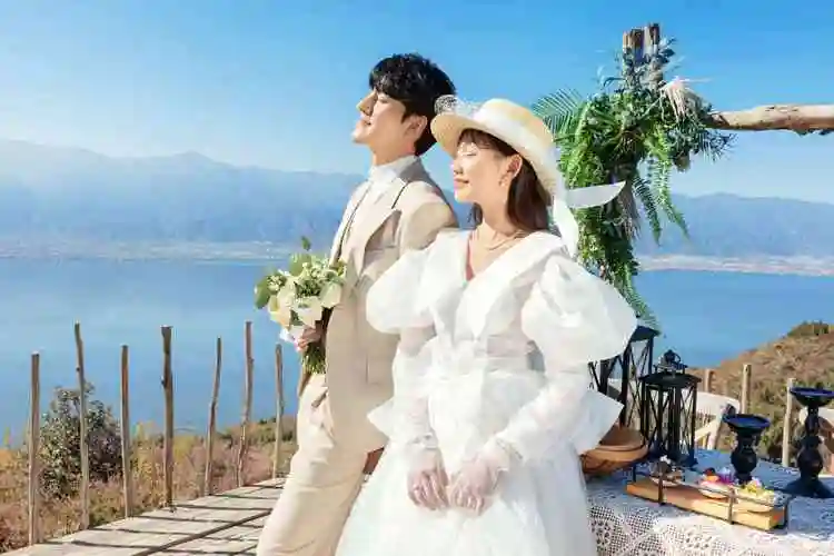 大理旅拍婚纱照推荐哪家最好大理婚纱摄影前十