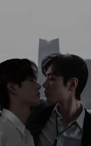 王一博肖战cp粉最不舍删掉的相片前四张还好最后一张截图当壁纸