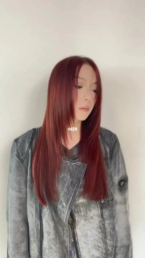 动感氛围的长碎发