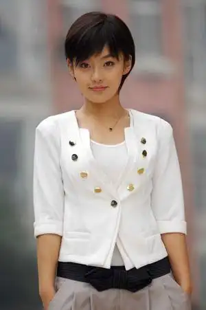 张佳宁《林师傅在首尔》短发造型