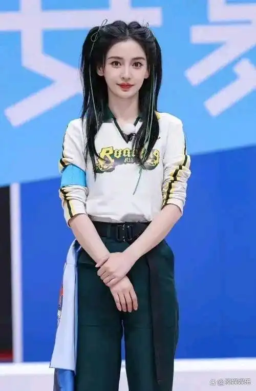 网传跑男两位女嘉宾传不和,杨颖白鹿恩怨不断,baby为于正发文