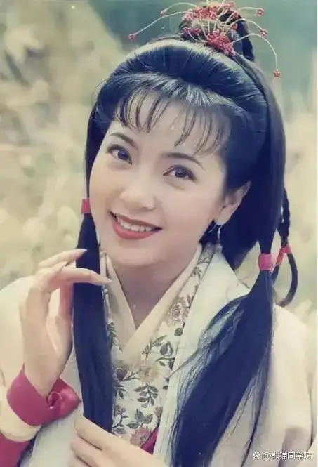 3,郭芙(傅明宪饰)幸运的是,魏秋桦后来得到了演戏的机会,渐渐地度过了