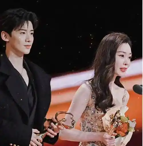 白敬亭宋轶领证同居?谭松韵和前男友复合?某出事男星求复出?