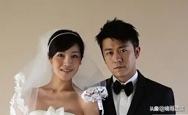 亲妈和干妈全是导演,耗时20年都没捧红他,却在娶妻改名后爆火