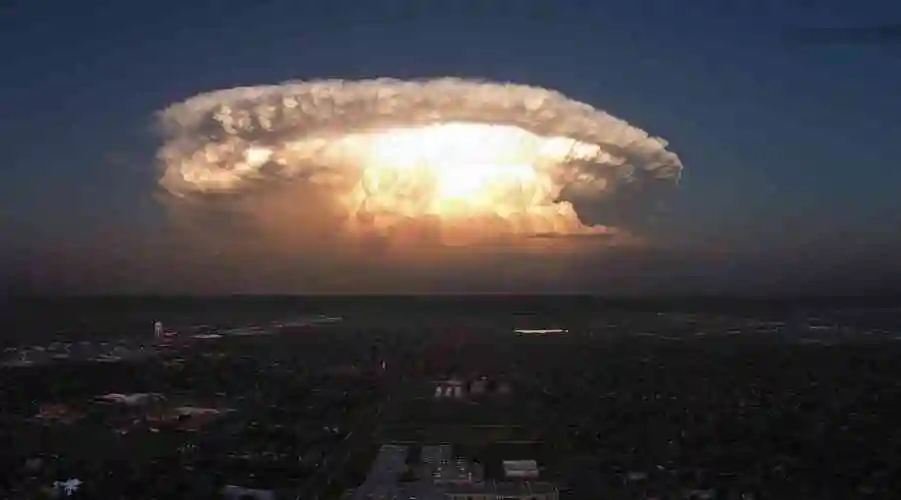 梦到世界末日天空异象什么意思