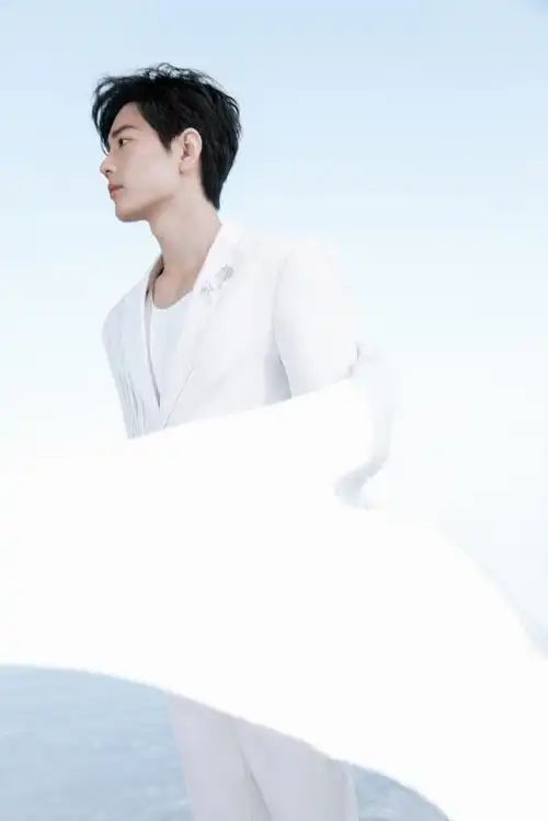 肖战网络视听盛典彩排图