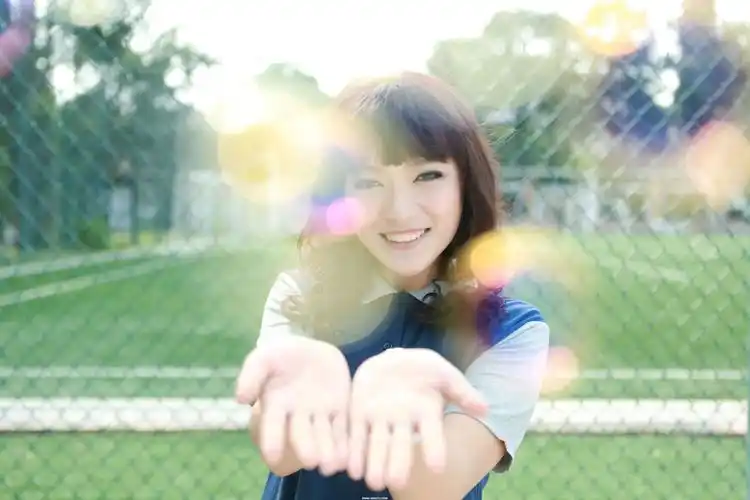 谁能给我发一张,庄心妍超级高清的壁纸,不要10几k的最好几百k的