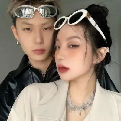 最酷情侣头像一左一右