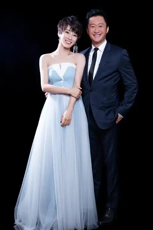 吴京谢楠婚纱照曝光图片(谢楠罕见晒与吴京合照)(6)