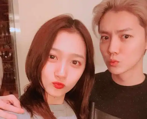 关晓彤和迪丽热巴(关晓彤和迪丽热巴跳舞)-天晟网