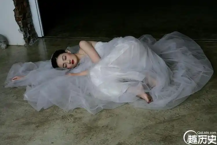 我和春天有个约会金露露饰演者徐璐写真56