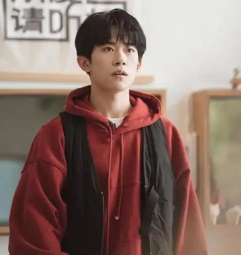 时隔六年才明白,tfboys各自发展,才是易烊千玺最好的