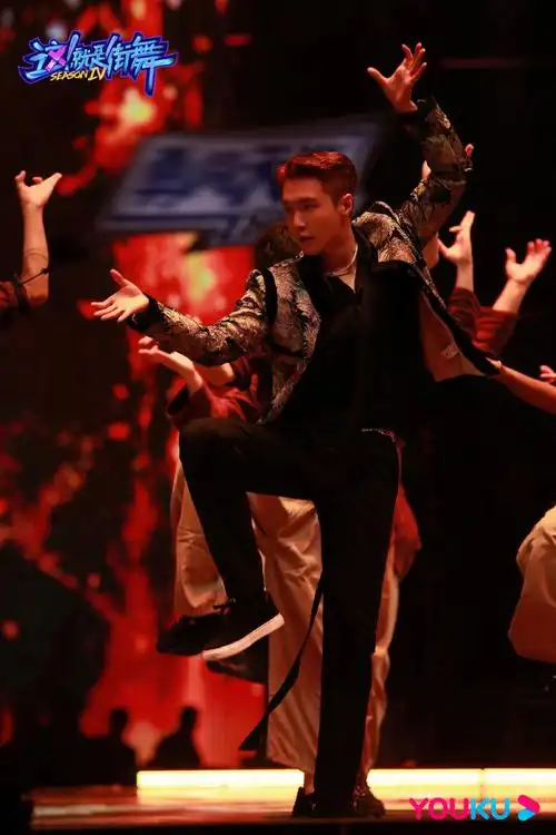 张艺兴街舞4决战剧照更新 飞天一舞对话古今……_高清图集_新浪网