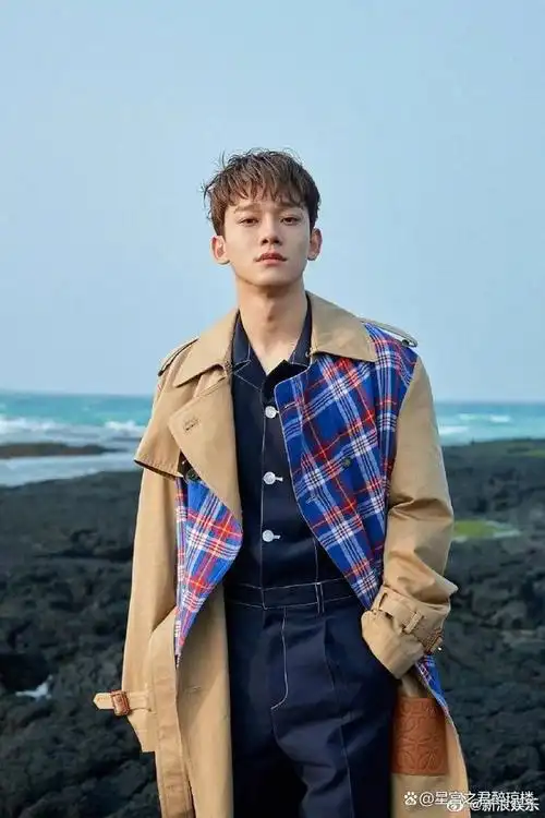 据韩国媒体最新报道,exo男团成员金钟大将于十月为妻子补办迟到三年的