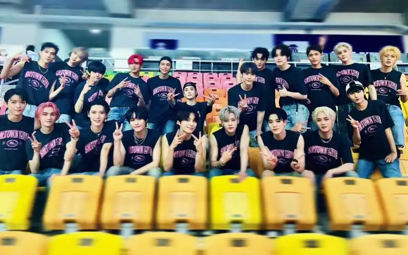 [nct|22人燃向混剪]"他们是试水者,悲伤而坚定""在不确定的体系里