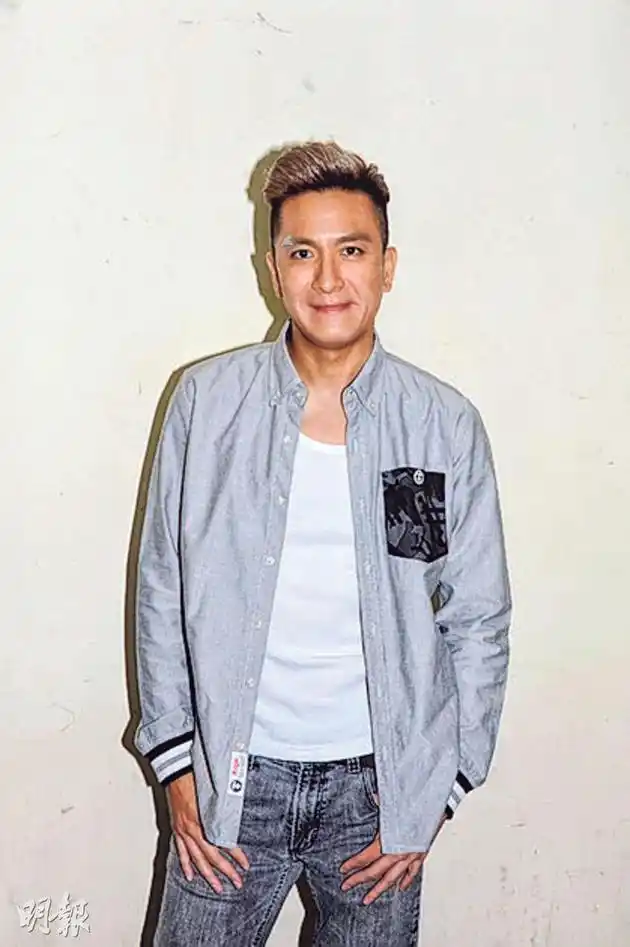 被传三角恋兼怀孕 唐诗咏愤怒委屈要发泄