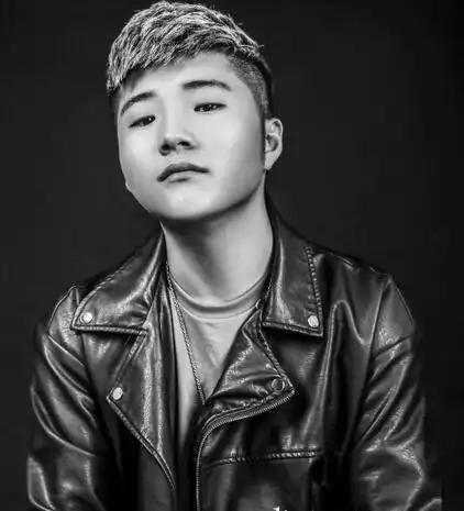 快手白小白个人资料介绍被央视夸赞正能量德艺双馨的主播