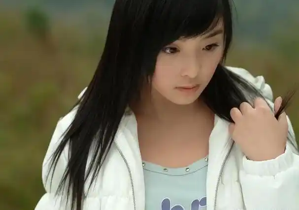 10位超女现状:李宇春患病,何洁卑微求上浪姐,有人沦为出租司机