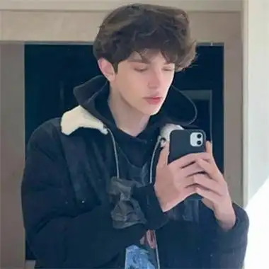 欧美男生头像ins风阳光帅气 成熟稳重的高级感欧美男头图集