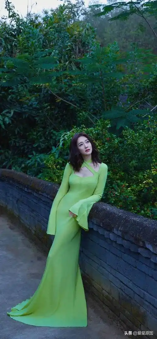 微笑天使-李小冉全图写真合集_角色_万物_生灵