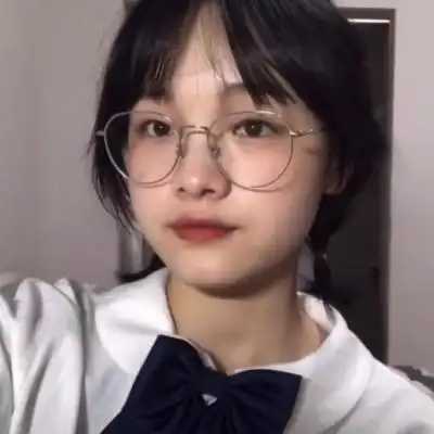 戴眼镜优质女头高清女生戴眼镜霸气酷的图片