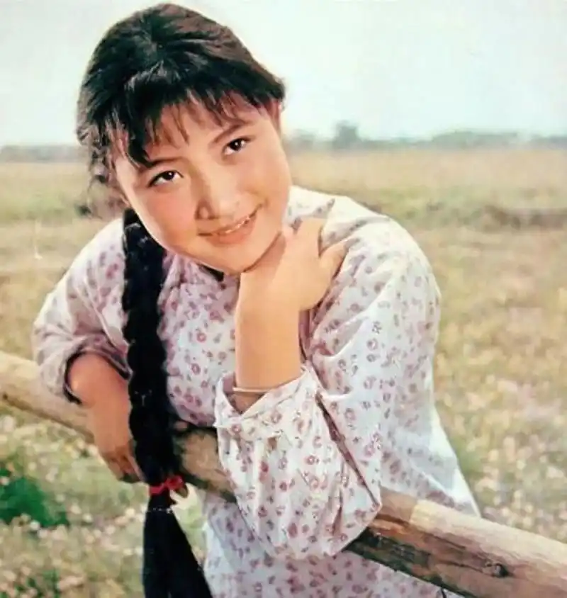 《小花》:当年唐国强,陈冲的颜值,不知碾压多少现在的小鲜肉