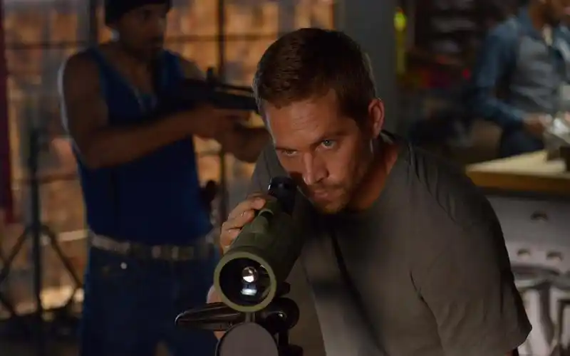 欧美电影《暴力街区》高清电脑桌面壁纸