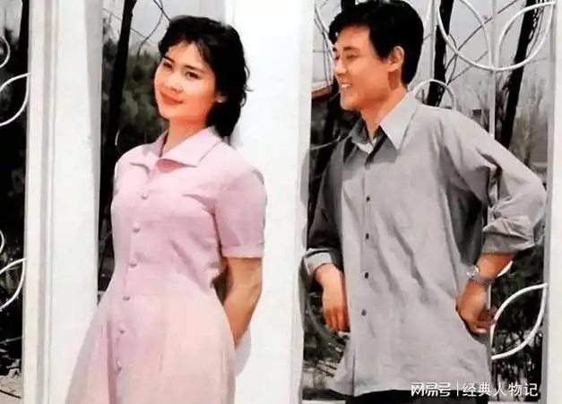 达式常工作61年不买车年过60才住上新房子把平凡妻子宠成宝