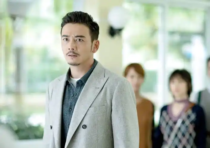 回顾杨烁从顶级男神到受人唾弃他是如何走向堕落的