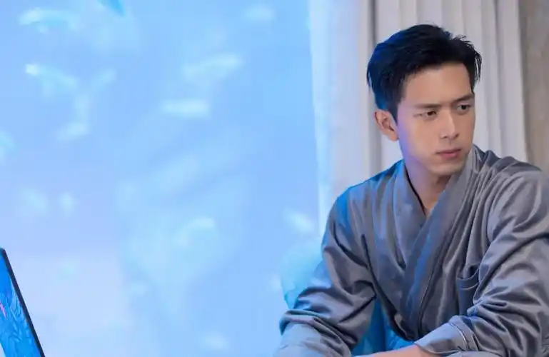 《亲爱的热爱的》只是李现的起点,以后的他将不可估量