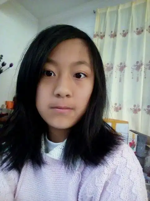 12岁女生脸长20-23厘米,宽12-16厘米左右,身高154左右,神马脸型?