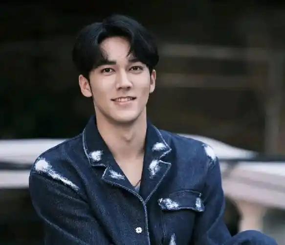 angelababy蔡徐坤的料?刘亦菲被利用?陈牧驰吴楚一的瓜?