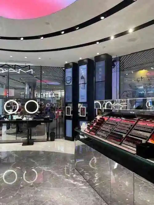 mac专柜代买(三里屯店)-"三里屯店,他家产品一直蛮喜欢的,服务渣成.