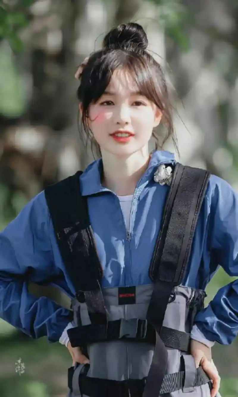 小彩虹徐梦洁 #徐梦洁初恋脸 #徐梦洁 #笑容最治愈的女孩 - 抖音