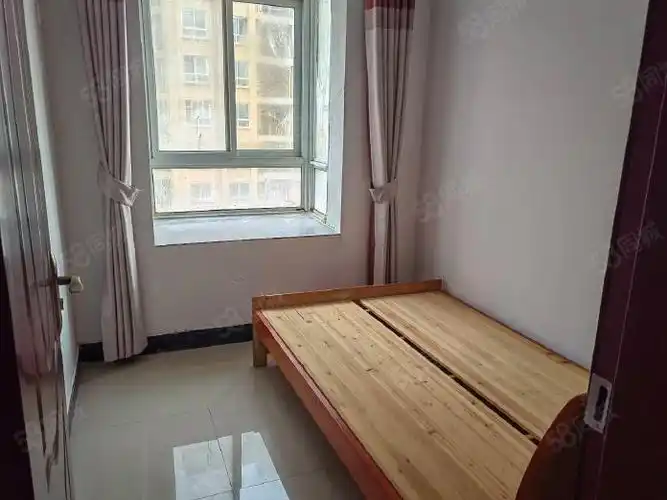 新五中中海国际社区附近精装两房出租怡芳苑二期a区