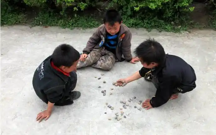 农村童年孩子玩具八零后的儿时玩具你还记得嘛