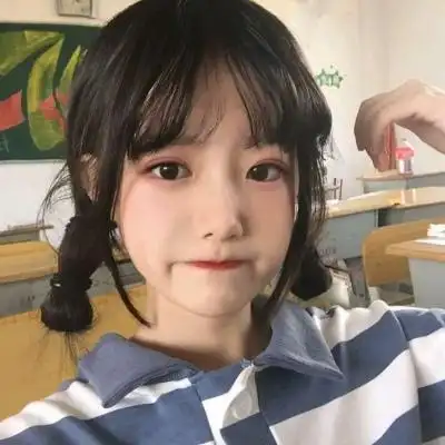 大眼睛超萌可爱女生头像