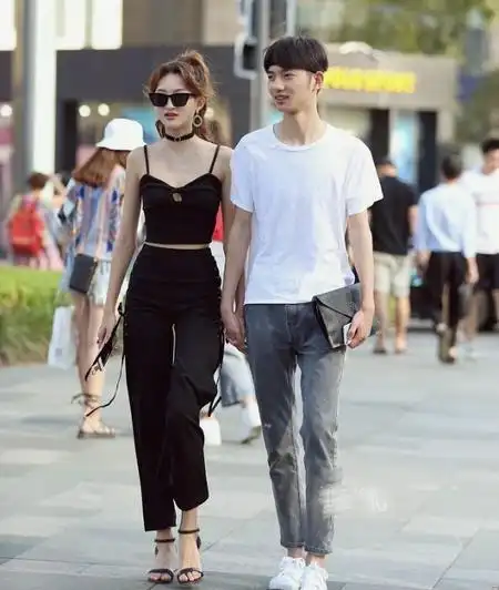 男女身高相差多少是最萌身高差,男女之间的最萌身高差是多少--稻草号