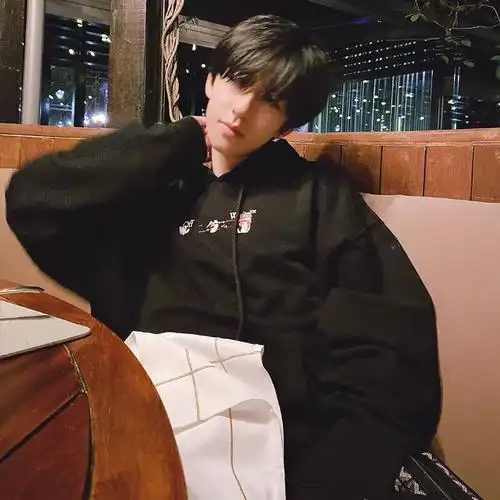 offwhite ow【品牌特价】潮牌off贺峻霖同款涂鸦箭头ow连帽卫衣男女