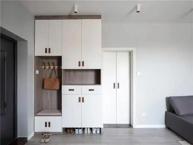 百的宝板材没玄关的小户型该如何设计鞋柜