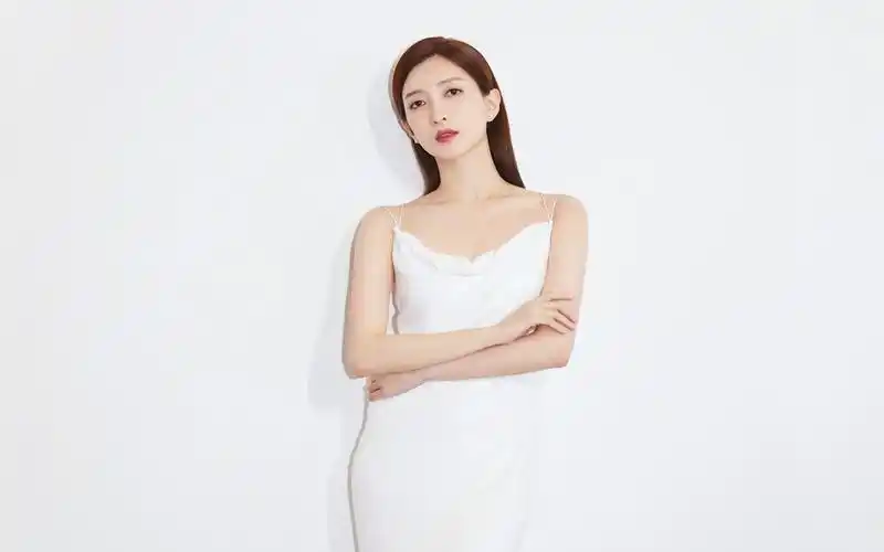 气质美女江疏影图片-美女壁纸-高清美女图片-娟娟壁纸