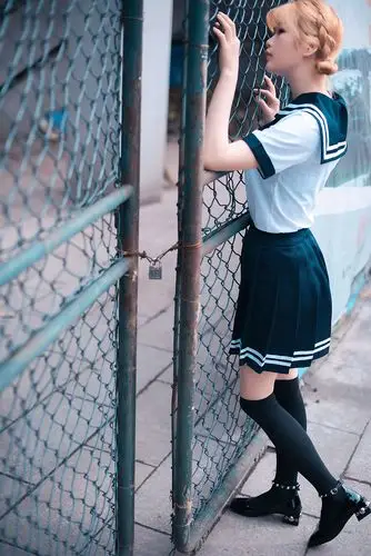 校服