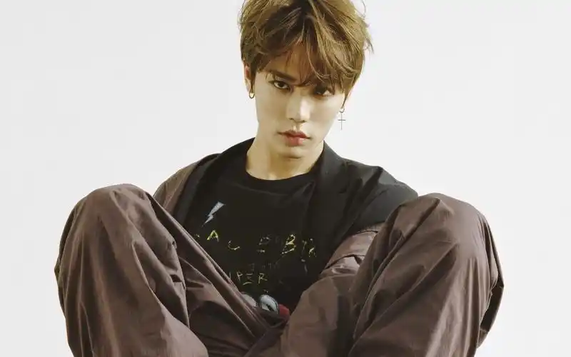 林彦俊帅气时尚写真图片桌面壁纸林彦俊帅气时尚小鲜肉