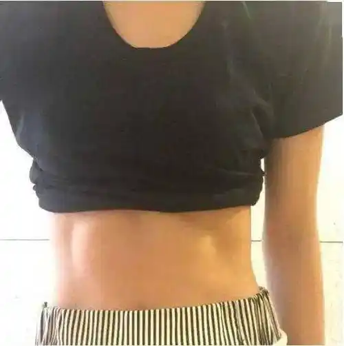 对于要腹部塑形(比如马甲线,人鱼线,鲨鱼线)的朋友来讲,如果你不算胖
