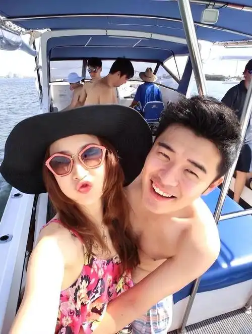 陈赫前妻离婚10年,现身报复现场:这招简直比教科书还狠!