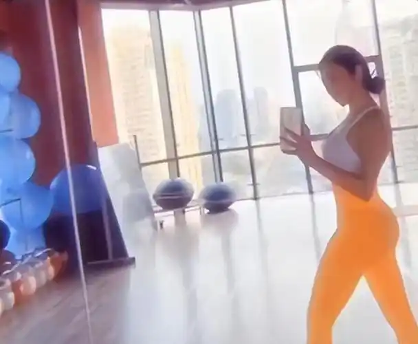 演员海一天:娶了平凡二婚妻子,用爱温暖继子,成了良夫慈父