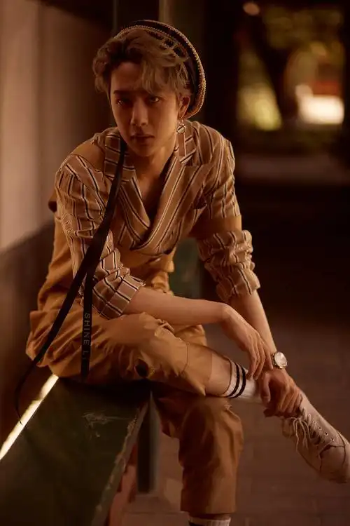 18063078芭莎男士x王一博78