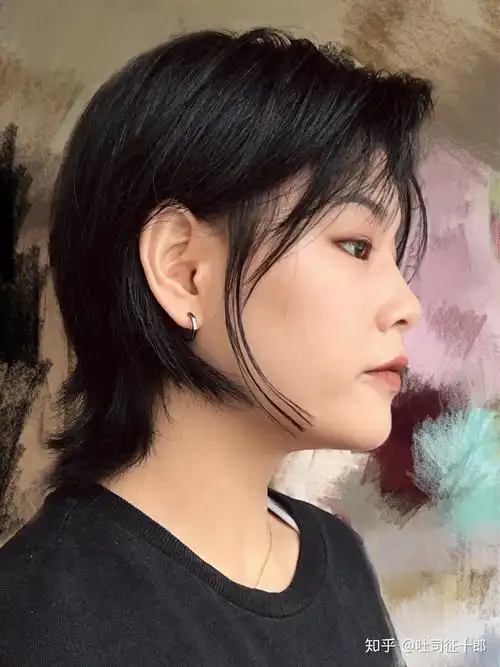 不染不烫的短发发型有哪些? - 知乎