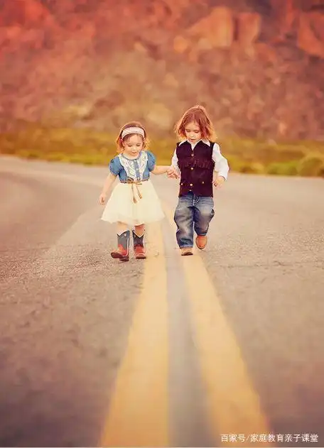 老年人的孤独:养育孩子就是看着的背影,一步步走远