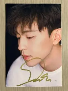 『冲冠』大陆明星邓伦亲笔签名照片热门经典24款定妆照6寸现货